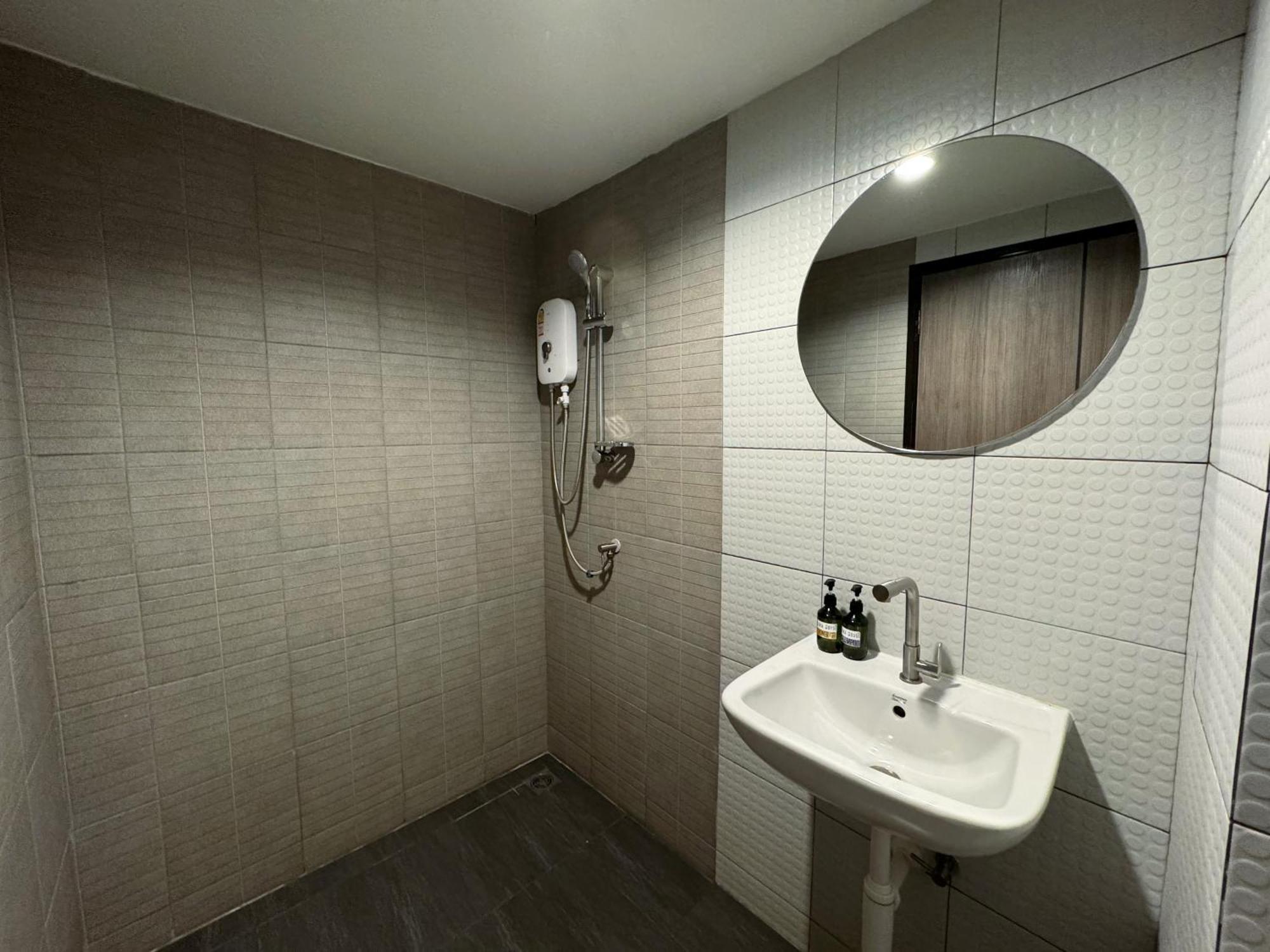 Luka House Ban Lam Luk Ka Exterior foto